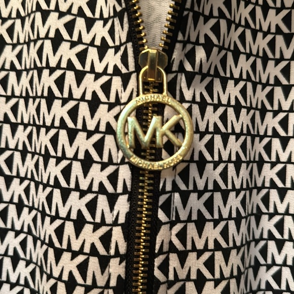 NWOT Michael Kors 3/4 Zip Top - 2x - Picture 6 of 9